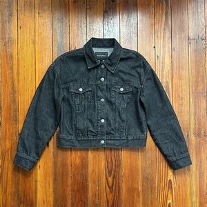 Banana Republic Boxy Denim Jacket in Black Wash Small